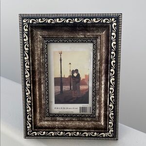 Elegant Faux Bronze and Black Photo Frame